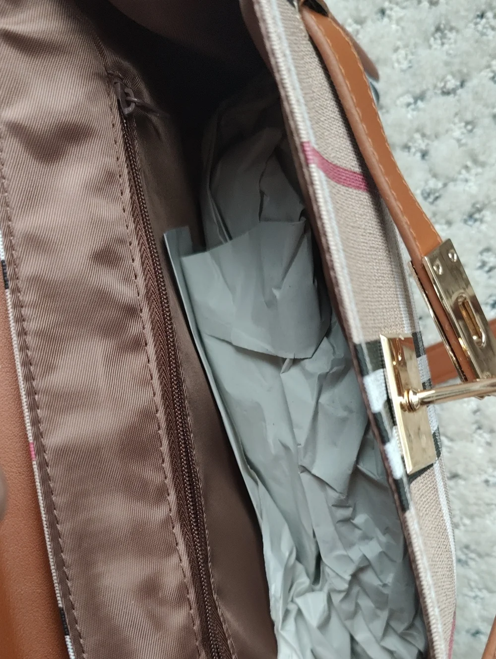 NWT Classic Plaid Top-Handle Crossbody Bag in Tan
